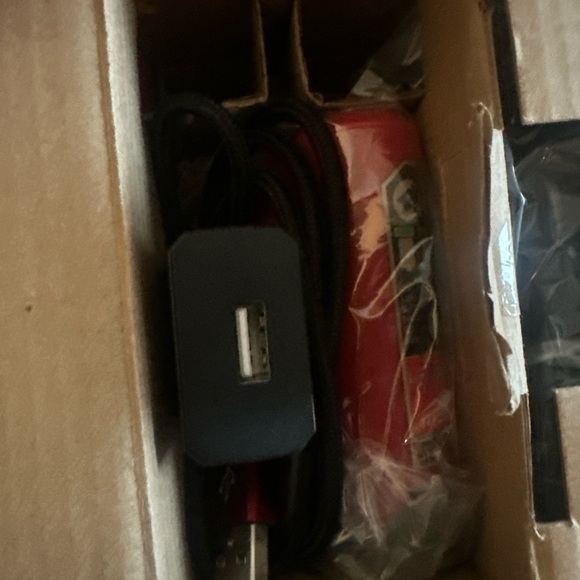 Great Milwaukee heated gloves, large. - Picture 3 of 3